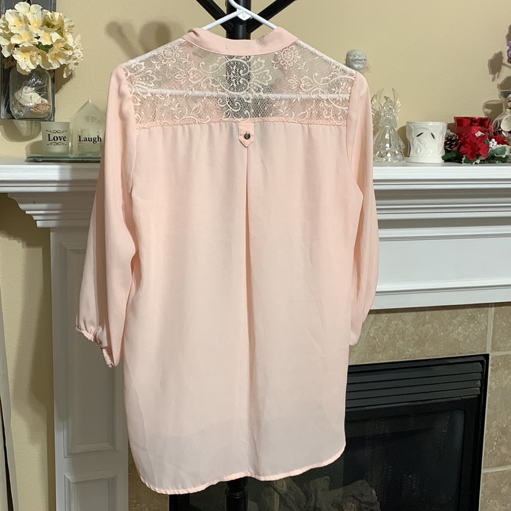 Hollywould Blouse - Picture 2 of 5